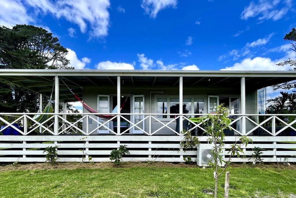 Matauri Bay Shearer'S Cottage ภายนอก รูปภาพ